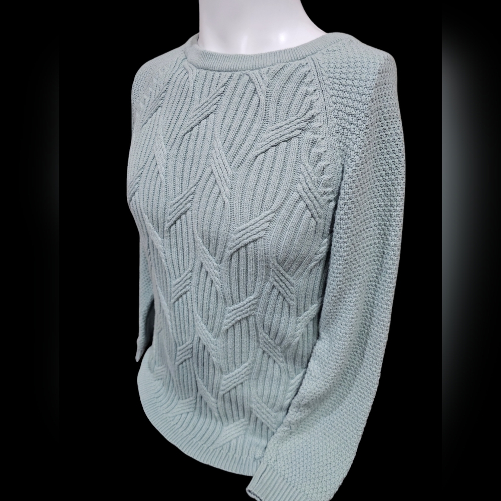 Women's Light Blue Cable Knit Sweater Size‎ Medium